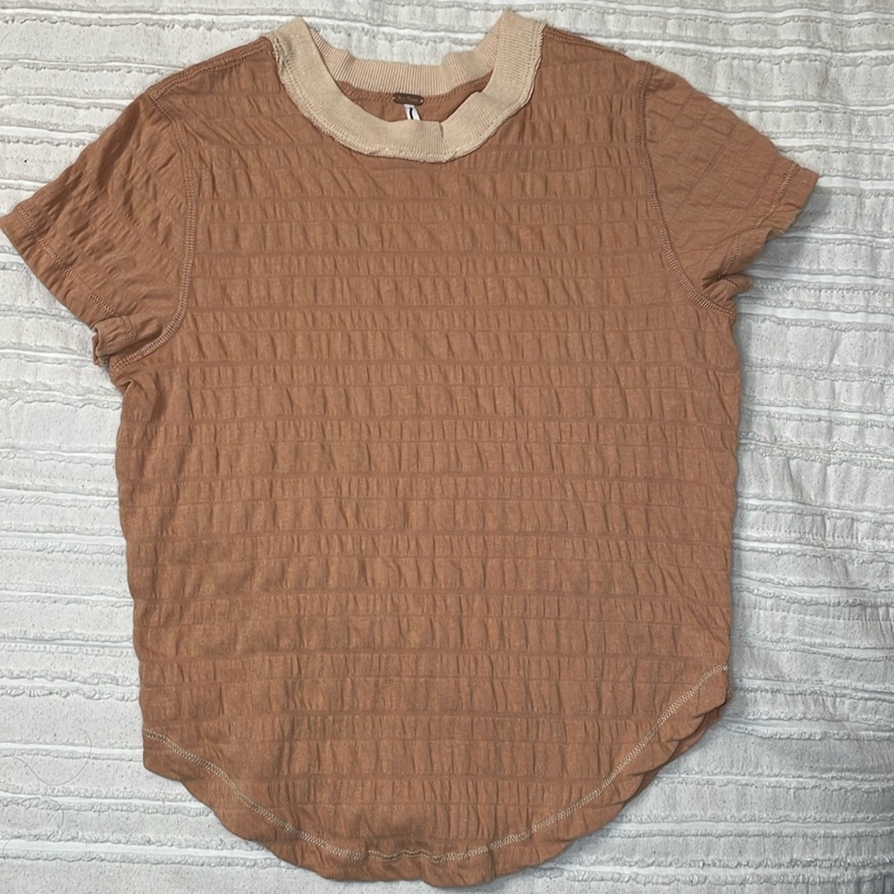 Free People cropped tee, sz XS, copper. New without tags.